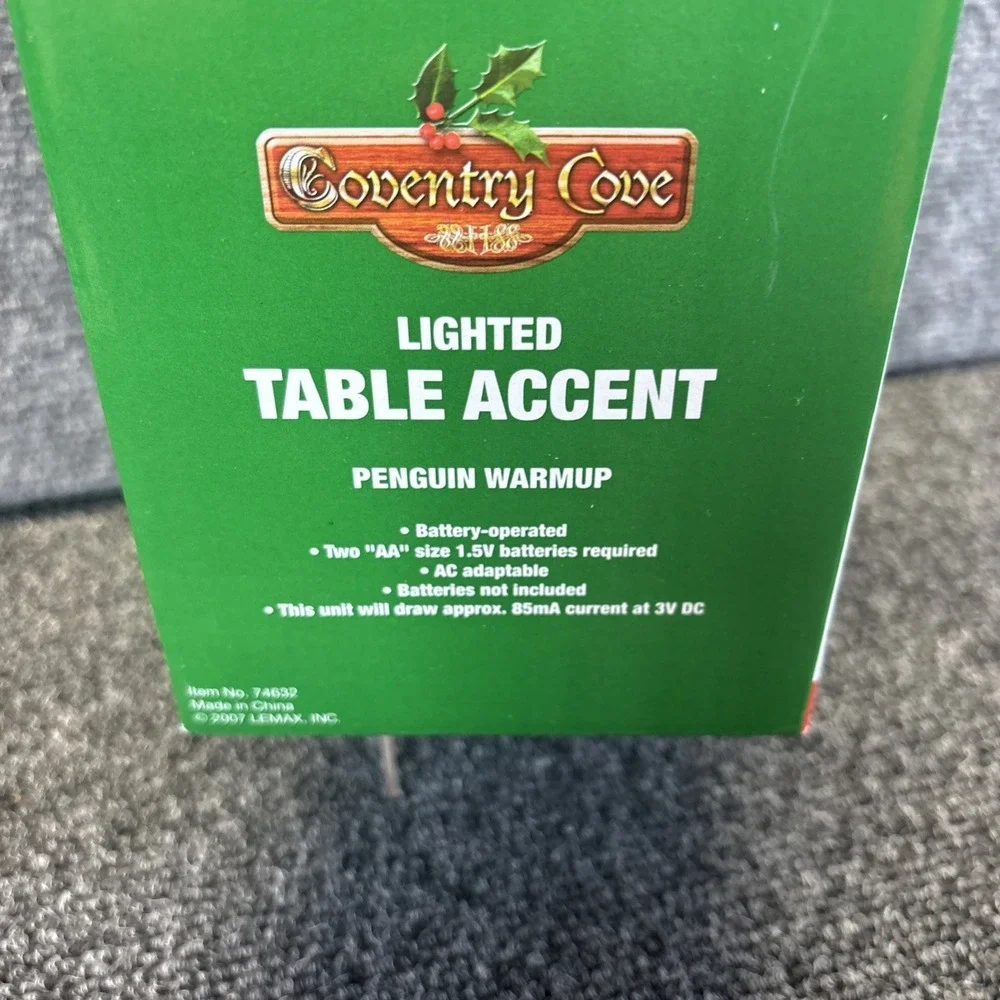 Lemax~Lighted Table Accent~Coventry Cove~Penguin Warmup~NIP